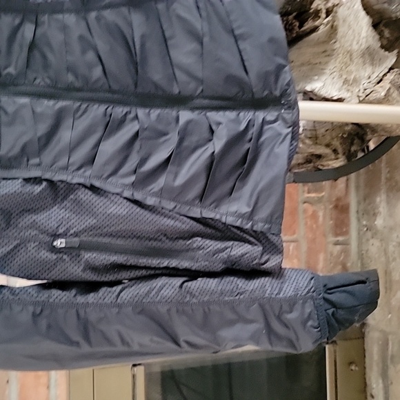 Lululemon Athletica Womens Run Take Flight Full Zip/ZipUp Jacket Black Size 6 - Picture 5 of 13